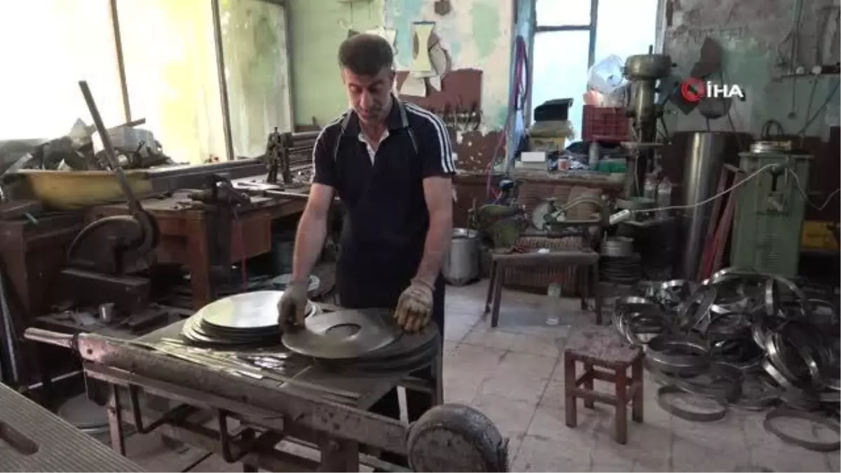 Havaların soğumasıyla sac soba üretimine başlandı