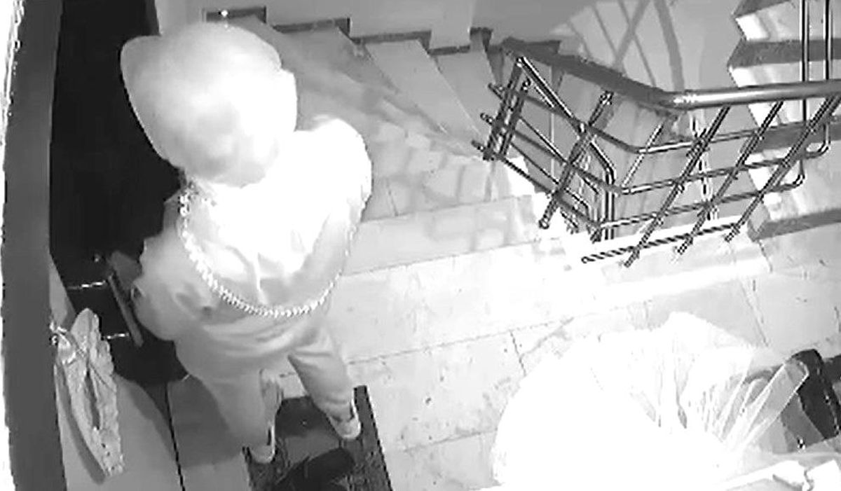 Son dakika haberi! Polis ekiplerince yakalanan kadın hırsızlardan 1'i tutuklandı