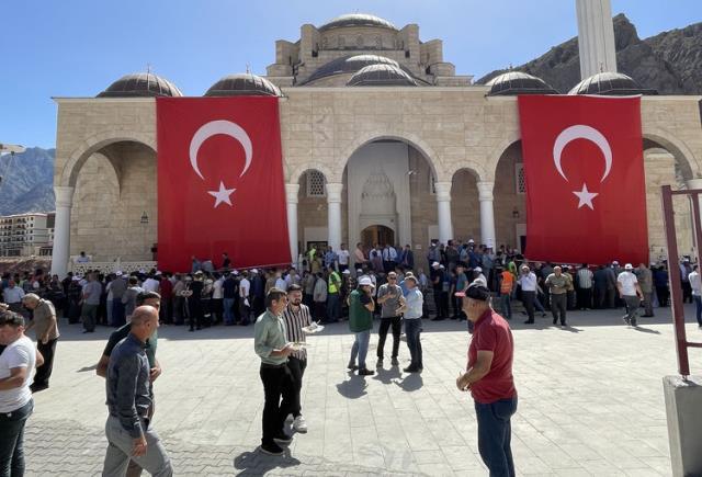 Yusufeli neden taşınıyor?