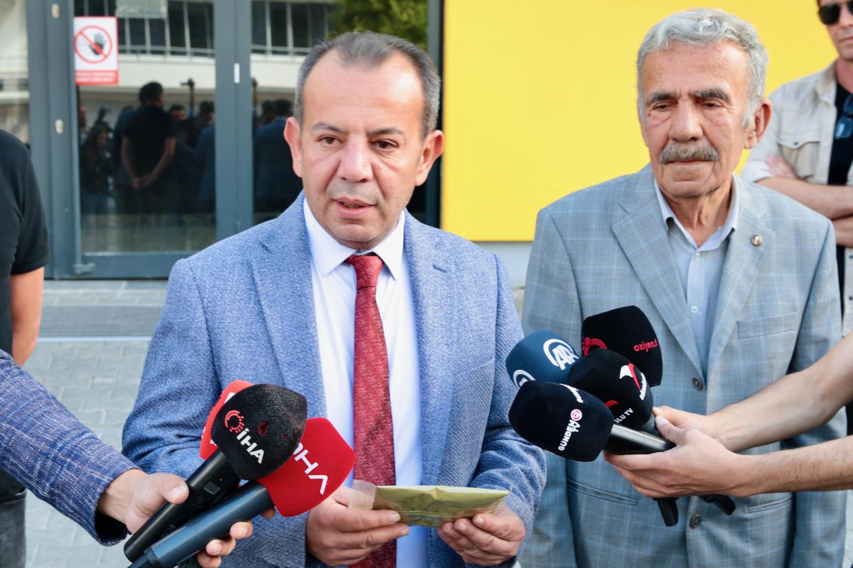 Bolu gündem haberleri | 'Bir yıllığına partiden çıkarma' cezası verilen Bolu Belediye Başkanı Özcan'dan açıklama Açıklaması