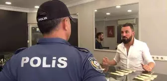 Maltepe'de sahte dolar satmaya çalışan şahıs suçüstü yakalandı