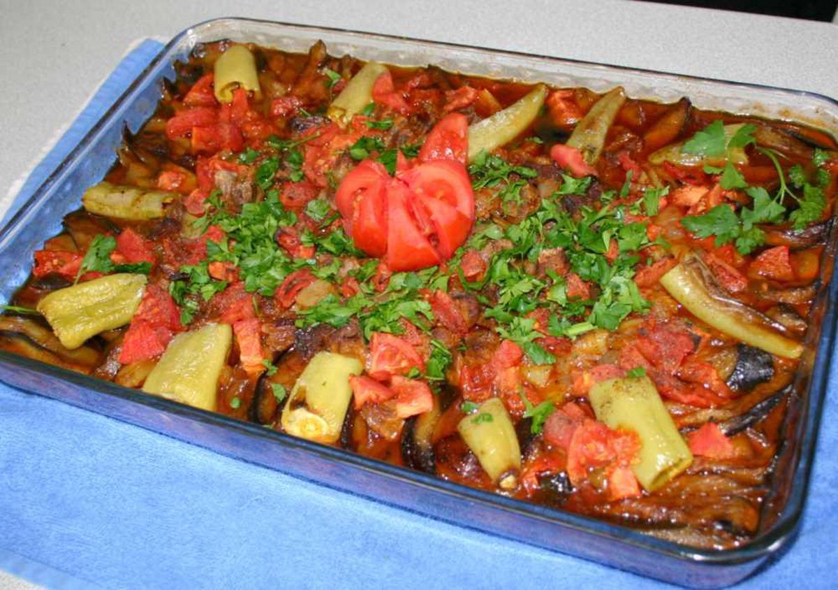 Patlıcan Kebabı tarifi! Masterchef Patlıcan Kebabı nedir, nasıl yapılır? Patlıcan Kebabı gerekli malzemeler nelerdir? Patlıcan Kebab hangi yöreye ait?