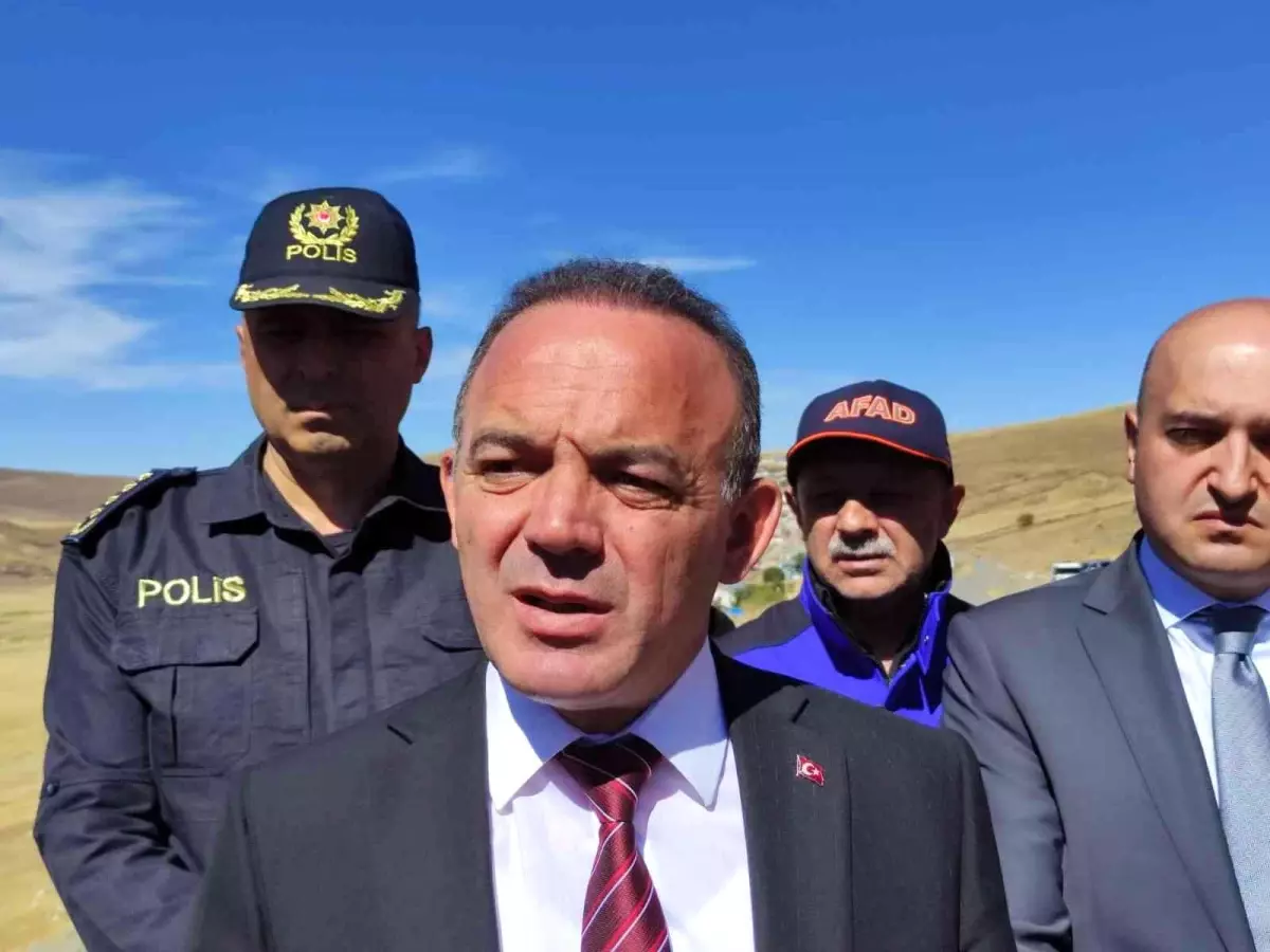 Ardahan haberi | Ardahan Valisi Öner deprem bölgesinde incelemelerde bulundu