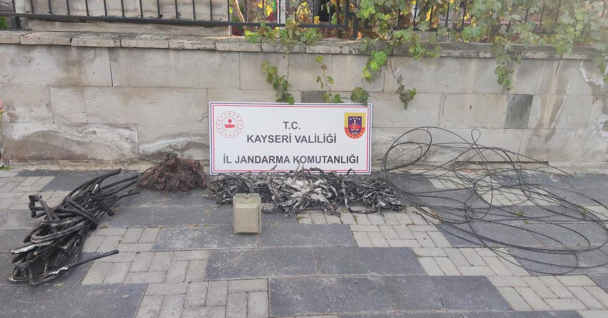 Kayseri gündem haberleri... Kayseri'de kablo çalan 2 şüpheli suçüstü yakalandı