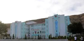 Kokudan etkilenen 11 öğrenci kontrol amaçlı hastaneye kaldırıldı