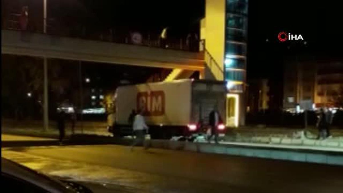 Üst geçitten atlayan genç kız ağır yaralandı