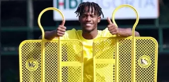 Fenerbahçe'nin Belçika'lı golcüsü Batshuayi: Hedefimiz derbiyi kazanmak olacak