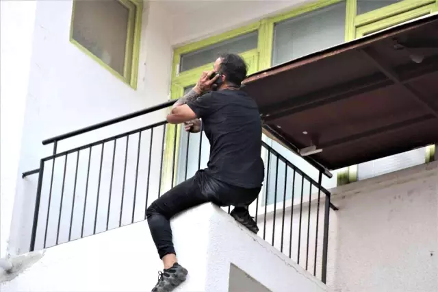 3. kata çıktı, dondurma yiyerek izleyenleri görünce 'Size inat atlamayacağım' dedi