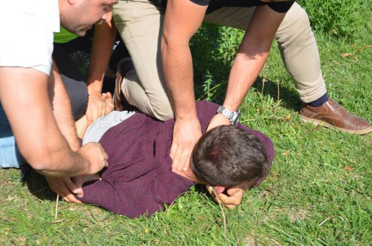 Polisten kaçan uyuşturucu şüphelilerinden akılalmaz savunma: Kaçmadık, hastaneye gidiyorduk