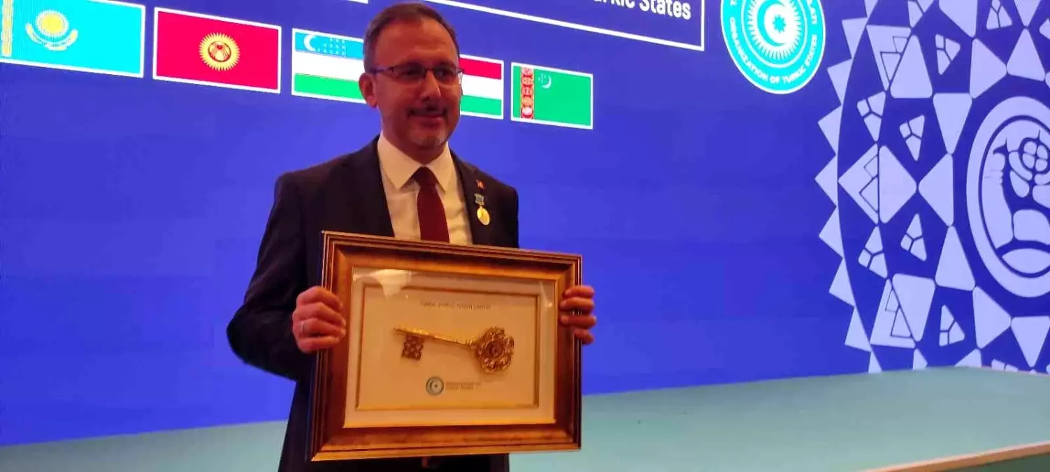 '2023 Türk Dünyası Gençlik Başkenti' unvanı İstanbul'a verildi (2)
