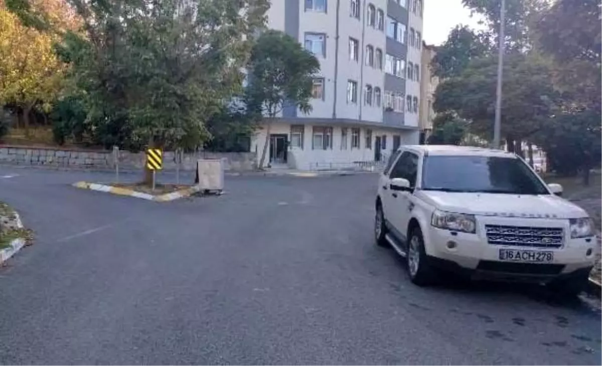 Bursa'da son model araç çalan 15 yaşındaki çocuk, babasının peşinden İstanbul'a gitti