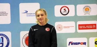 Düzce spor haberi: Düzce Üniversitesi öğrencisi Emine Çakmak dünya şampiyonu oldu