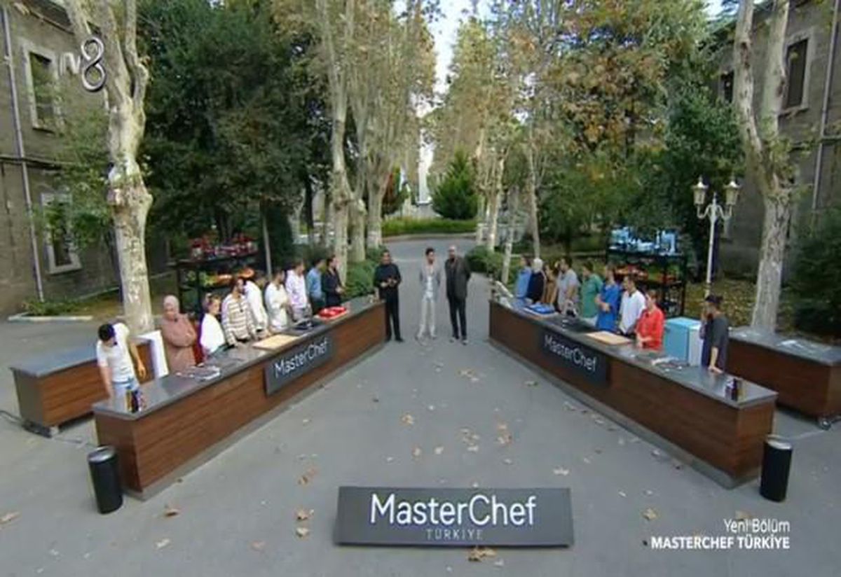 Masterchef 30 Eylül dış oyunu kim kazandı? Masterchef haftanın 3. dokunulmazlık oyununu hangi takım kazandı? Mavi takım mı Kırmızı takım mı kazandı?
