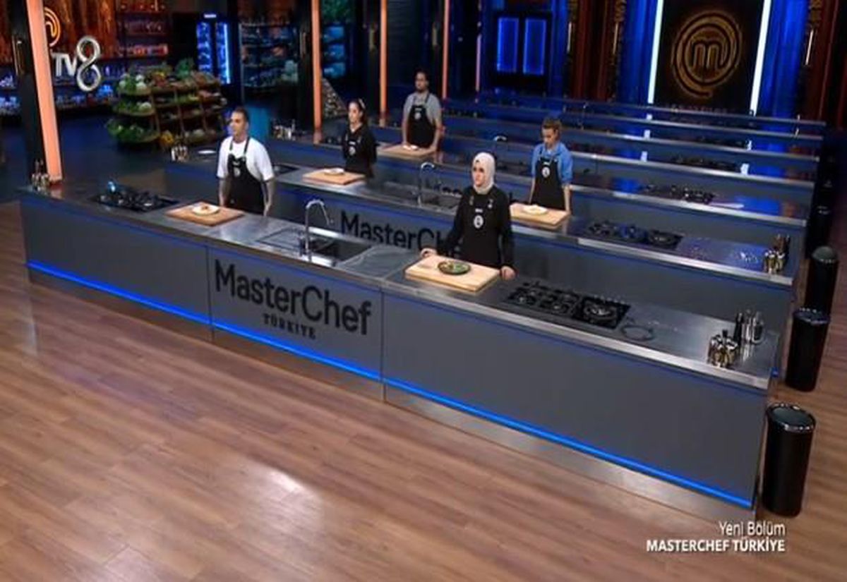 Masterchef Mavi takımda 3. dokunulmazlığı kim kazandı? 30 Eylül Cuma Masterchef dokunulmazlık oyununu kim aldı, hangi isim dokunulmaz oldu?