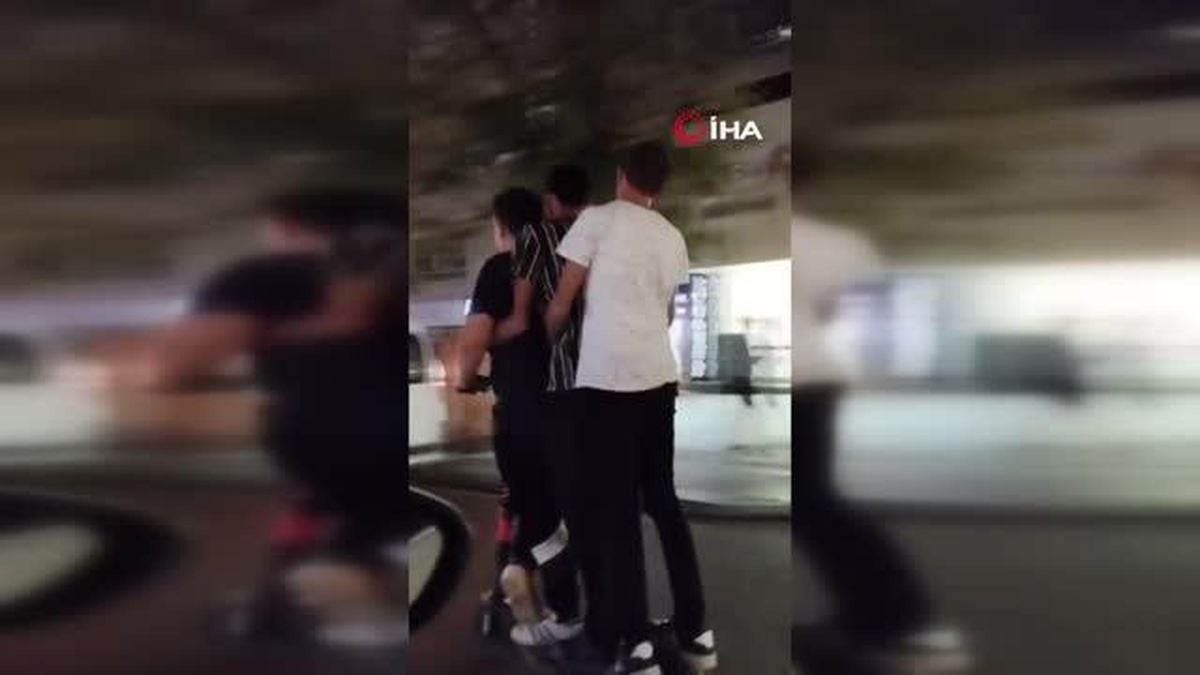 3 gencin elektrikli scooter üzerinde tehlikeli yolculuğu kamerada