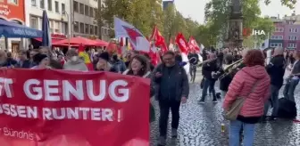 Almanya'da hayat pahalılığı protestosu