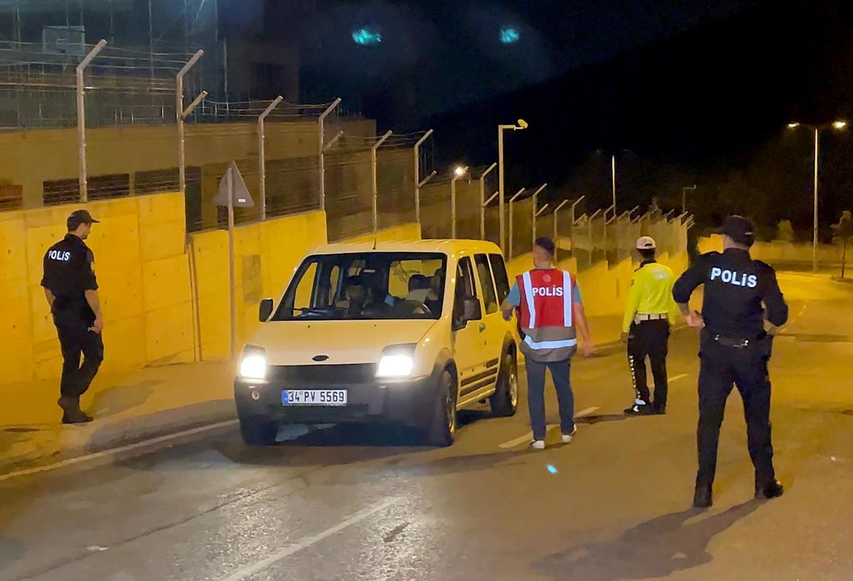 Son dakika haber... İstanbul'da polisten 'Huzurlu Sokak Uygulaması'