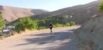 Kahramanmaraş gündem haberi: KAHRAMANMARAŞ - 12. Uluslararası Elbistan Ultramaraton Türkiye Şampiyonası başladı