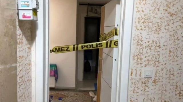 'Kendimi iyi hissetmiyorum' mesajının ardından evinde ölü bulundu 'Kendimi iyi hissetmiyorum' mesajının ardından evinde ölü bulundu