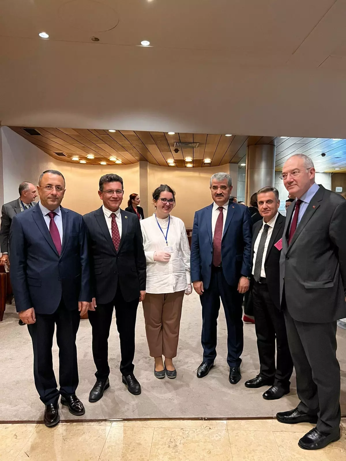 AK Parti'li Uslu, Bosna Hersek'te temaslarda bulundu
