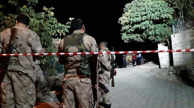 Anne ile oğlunu öldürüp, 3 kişiyi yaralayan saldırgan akraba çıktı