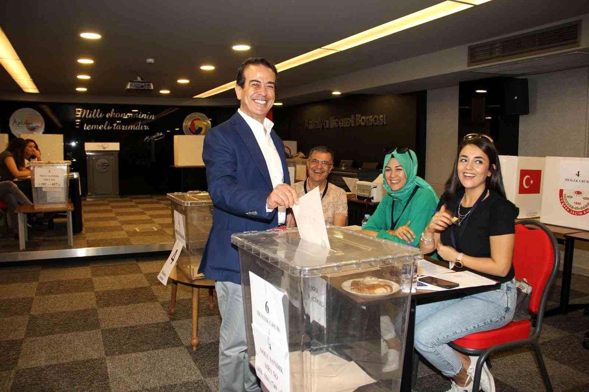 Antalya haberleri... Antalya Ticaret Borsası seçimini yaptı
