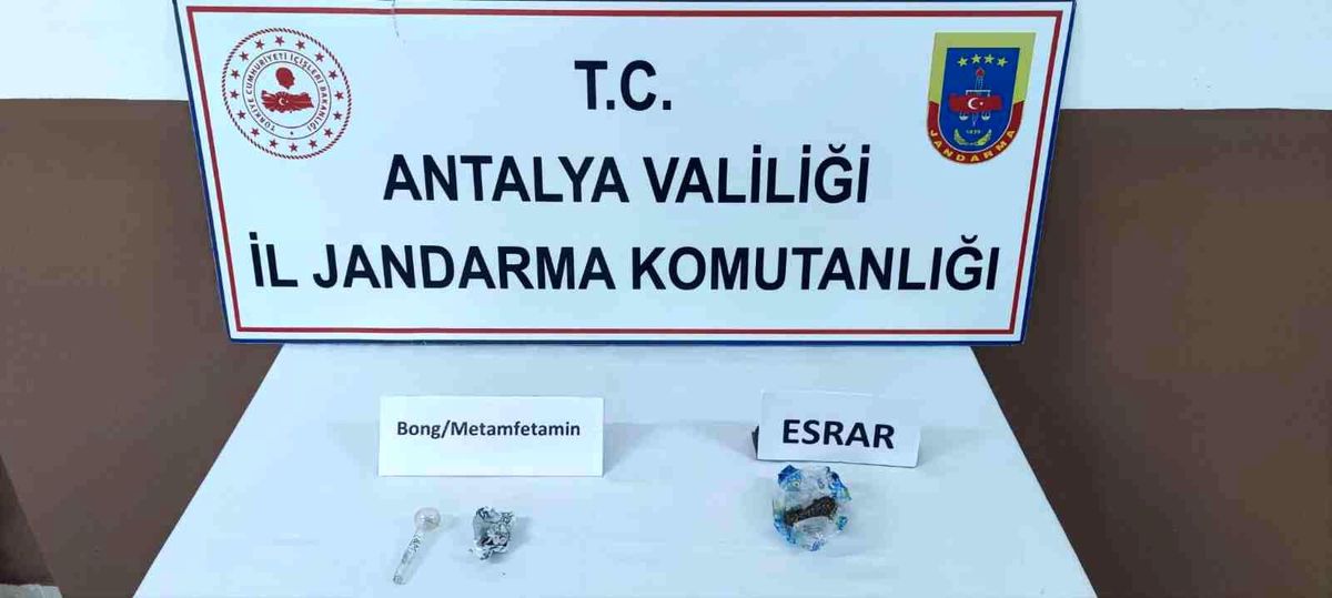 Jandarmadan uyuşturucuya geçit yok