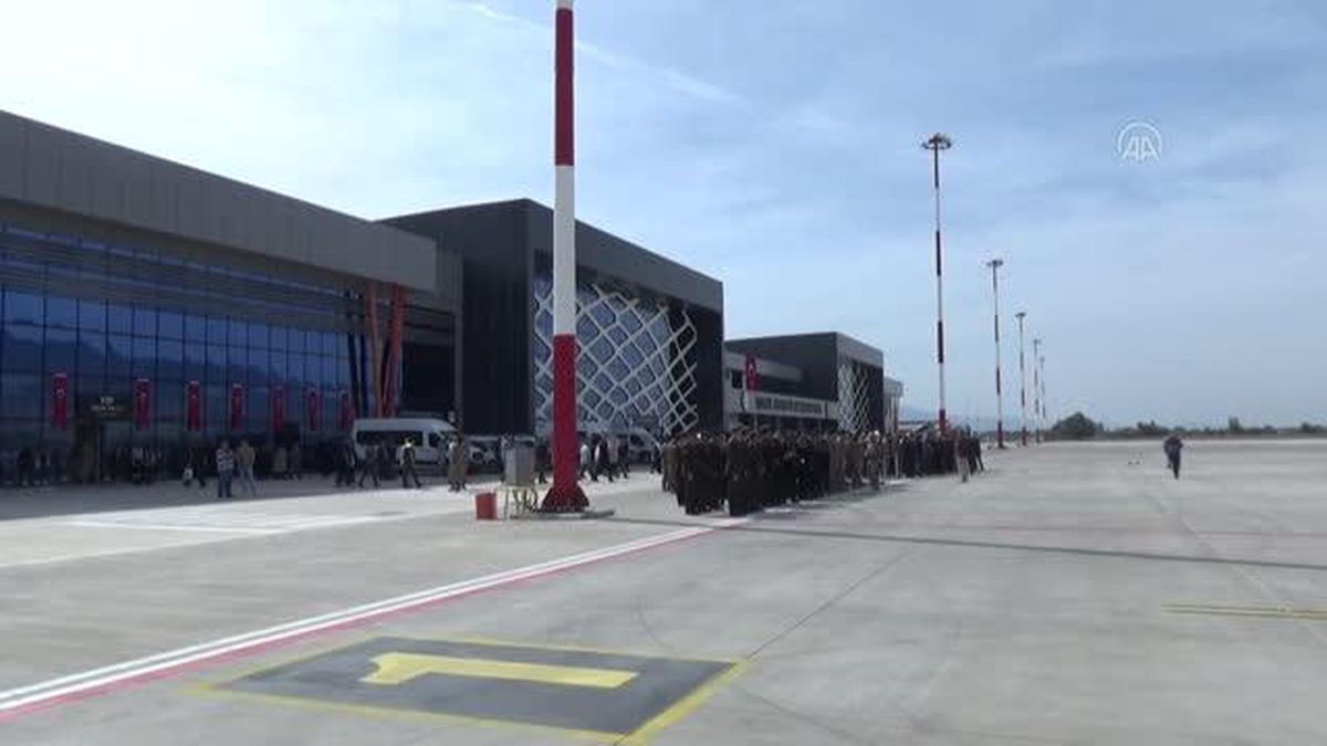 Tokat gündem haberi... Şehit özel hareket polisi Mustafa Çalışgan'ın cenazesi Tokat'a getirildi