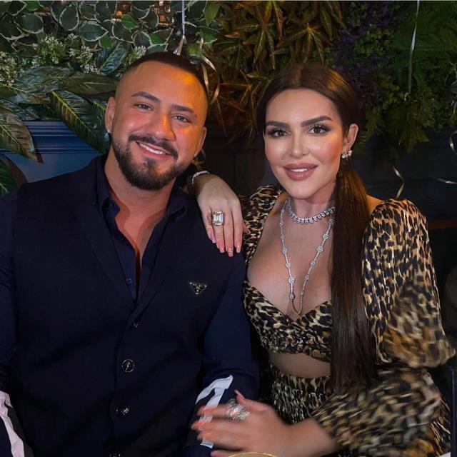 1 ay önce boşanan Selin Ciğerci, yeni aşkıyla el ele görüntülendi