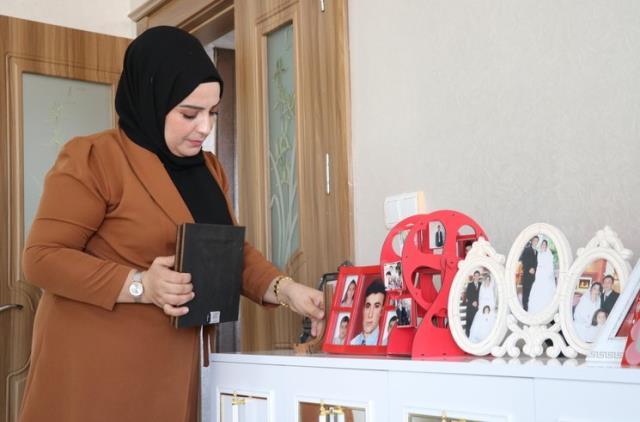 Eşinin şehit düştüğü toprağı evinde saklıyor