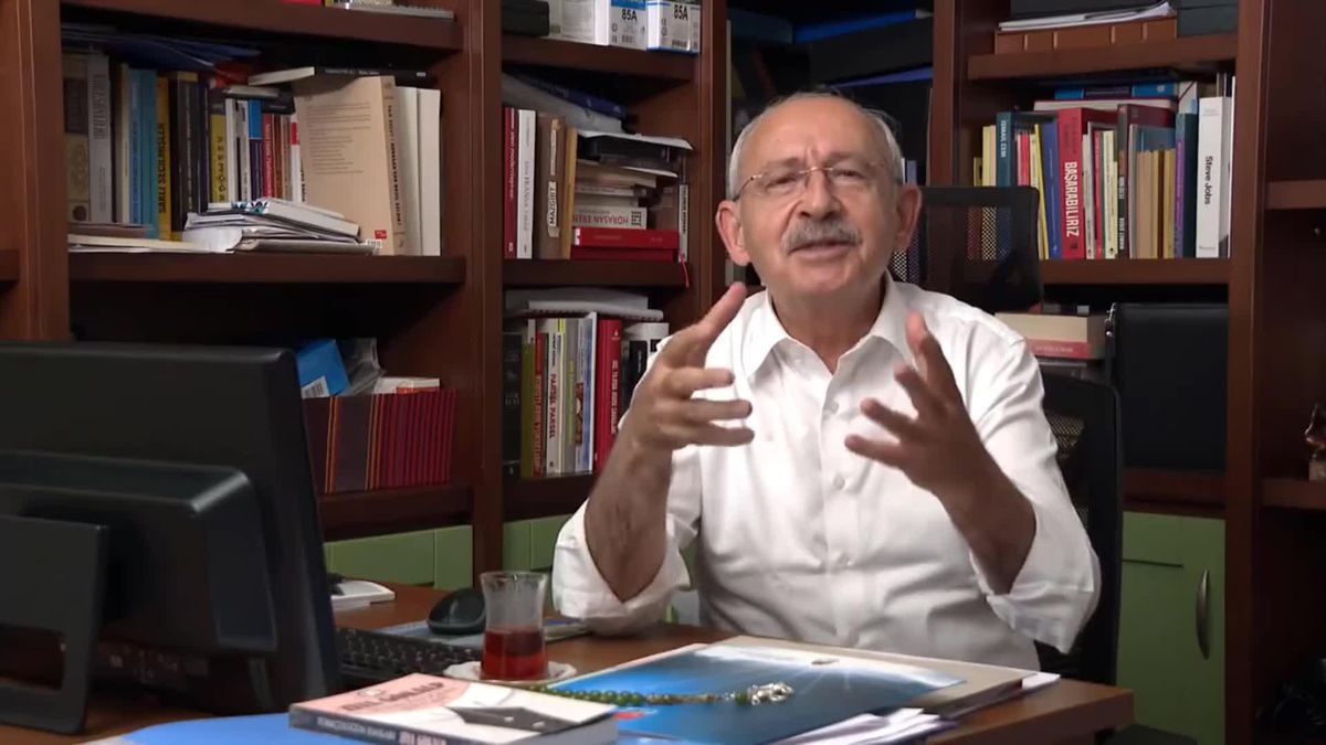 Kılıçdaroğlu: Kadınların Giyim Kuşamını Siyasetin Tekelinden Çıkartıyoruz.