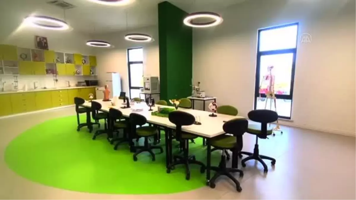 Köy çocukları bilim merkeziyle uzayı keşfediyor