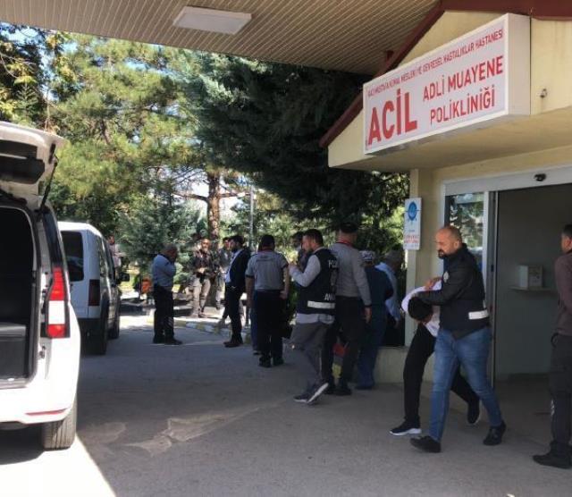 Son Dakika: Ankara'da müzisyen Onur Şener'in öldürülmesine ilişkin 3 kişi tutuklandı, 2 kadın serbest bırakıldı