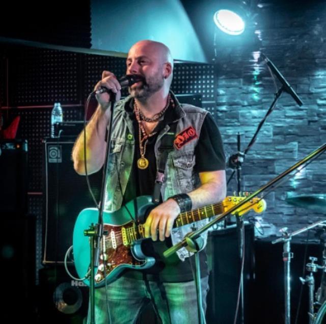 Uğradığı saldırı sonucu hayatını kaybeden müzisyenin arkadaşı o anları anlattı: Şah damarını kesmişler