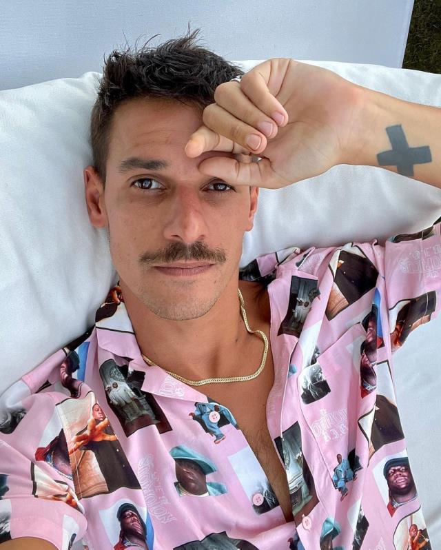 2 ay önce boşanan Zeynep Bastık, yeni bir aşka yelken açtı 2 ay önce boşanan Zeynep Bastık, yeni bir aşka yelken açtı