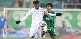 Bursaspor maç oynadığı sırada takım otobüsüne haciz konulmak istendi