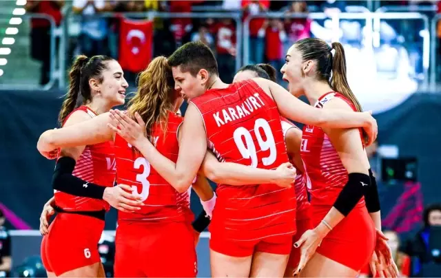 Filenin Sultanları, Dünya Şampiyonası Son 16 Turu'na galibiyetle başladı