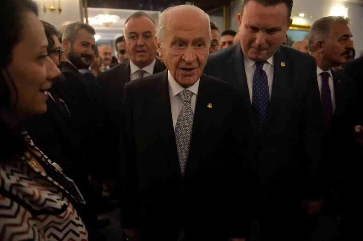 MHP Genel Başkanı Bahçeli: 'Başörtüsü meselesi Türkiye'de 414 milletvekilinin katılımıyla çözülmüş bir meseledir'