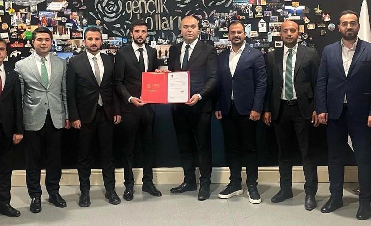 Erzurum haberi... AK Parti Yakutiye Gençlik Kolları İlçe Başkanı Ubeydullah Bekmez oldu