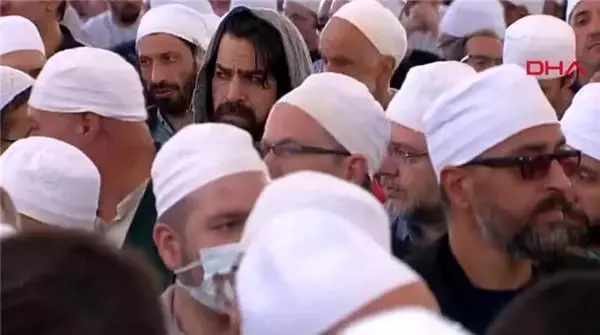 Oyuncu Uğur Pektaş, yıllar sonra ekranlara geri dönüyor Oyuncu Uğur Pektaş, yıllar sonra ekranlara geri dönüyor