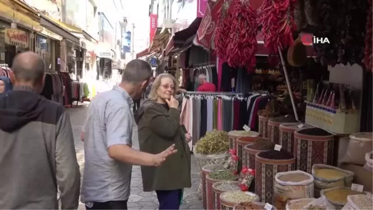 Havalar soğudu, vatandaşlar aktarların yolunu aşındırmaya başladı