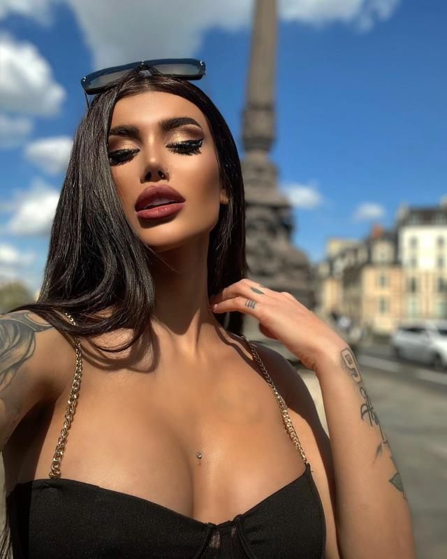 Boşandıktan sonra yeni ilişkiye başlayan Gökhan Çıra'nın bir kadının attığı mesajlar ifşa oldu