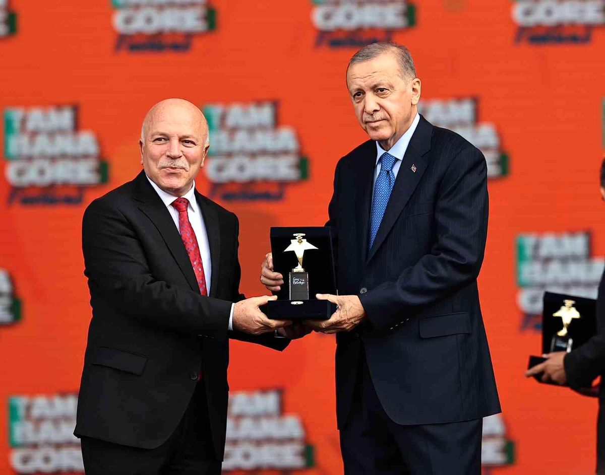 Erzurum haberi... Erzurum'un zirve projelerine Cumhurbaşkanı Erdoğan'dan ödül
