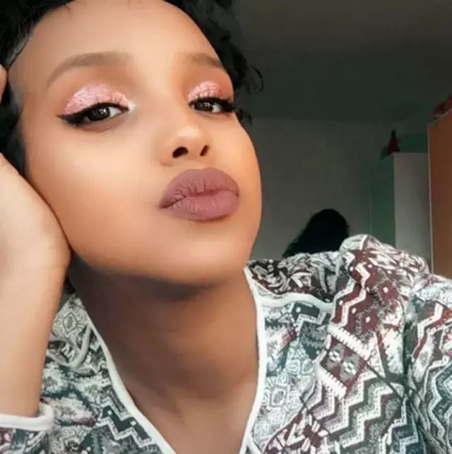 Kız öğrenci yurdunda kan donduran olay! Terastan düşerek korkuluklara saplanan genç kız feci şekilde can verdi