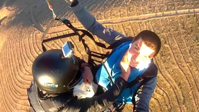 200 metre yükseklikte usturalı sakal tıraşı oldu