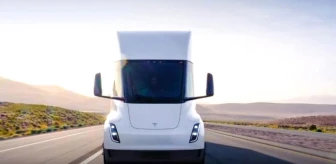 Elon Musk, müjdeyi verdi! Tesla Semi teslimatı için tarih açıklandı