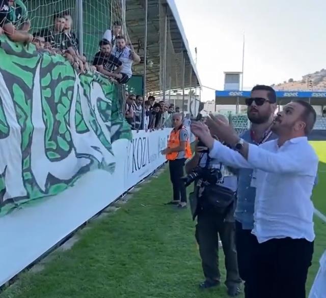 5 gol yiyen Sakaryaspor'da taraftarın futbolcuya yaptırdığı hareket başkanı çileden çıkardı