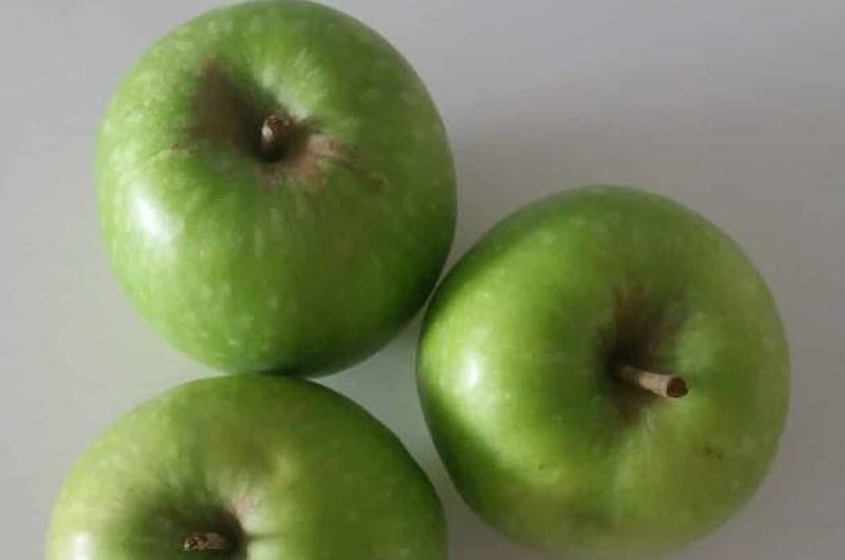 Rüyada yeşil elma görmek ne anlama gelir? Rüyada yeşil elma ağacı görmek nedir? Rüyada yeşil elma topladığını görmek ne demek?