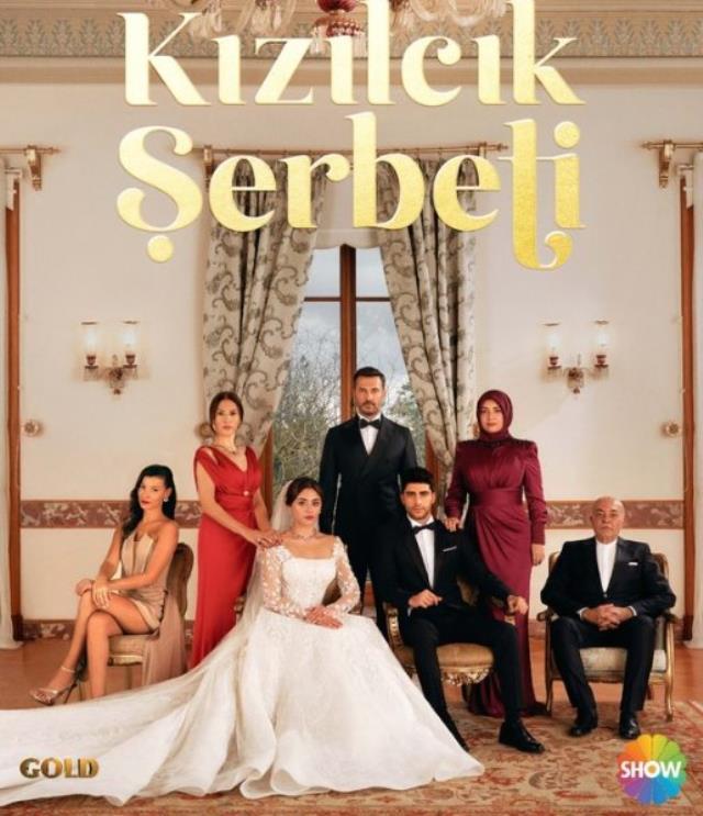 Başörtüsü tartışmasının alevlendiği dönemde yayınlanan dizi gündeme oturdu