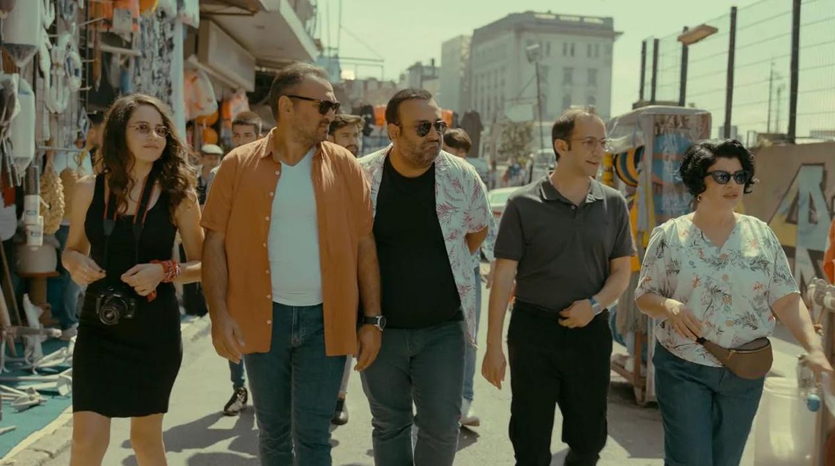Hareket Sekiz konusu nedir, oyuncuları kimler? Hareket Sekiz filmi ne zaman çıktı? Hareket Sekiz filmi nerede çekildi?